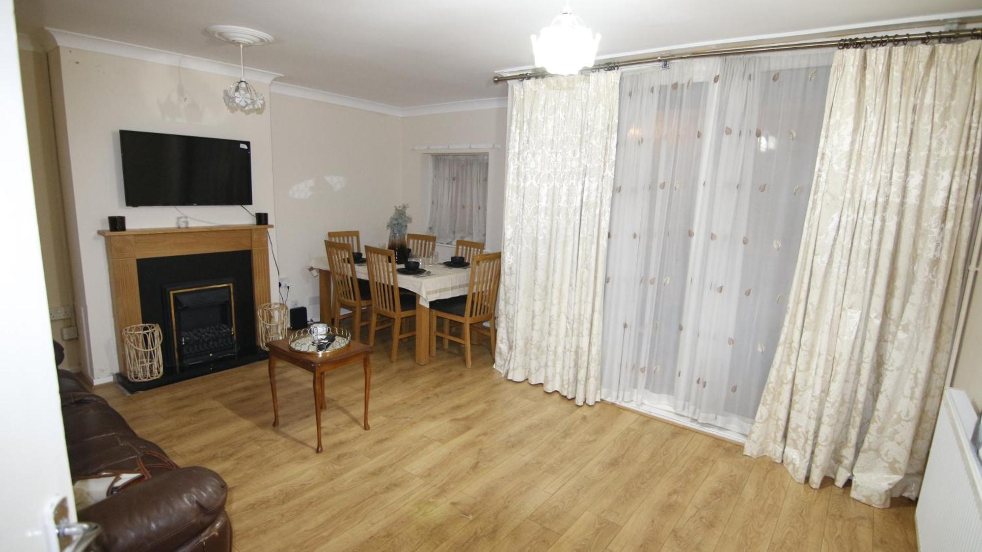 Entire Appartment Near Birmingham City Kültér fotó